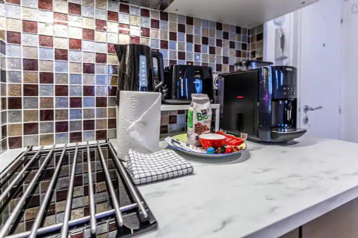 Accommodatie bij particulieren At Place Bastille Near Metro And Maris Modern *